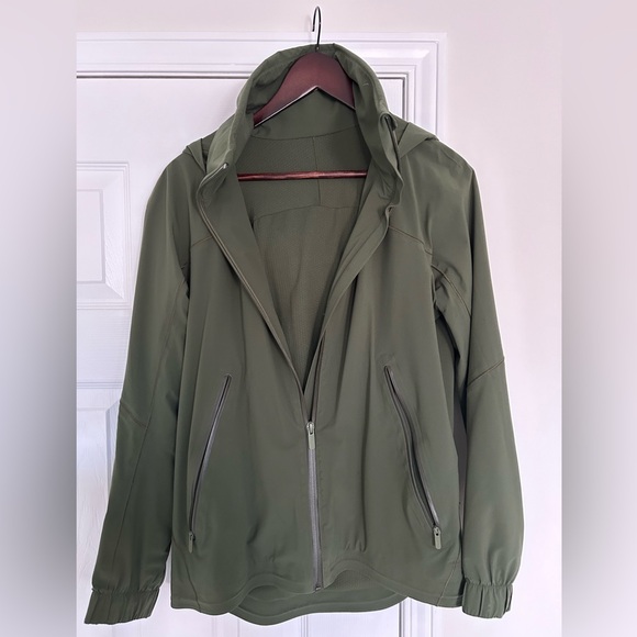 Lululemon Athletica Full Zip up Jacket CA 35801/RN 106259 E4 - Women’s Sz 4 - Picture 5 of 11